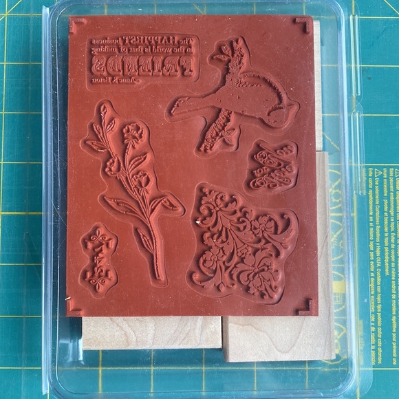 Stampin' Up! - Friends 24-7 - Picture 2 of 2
